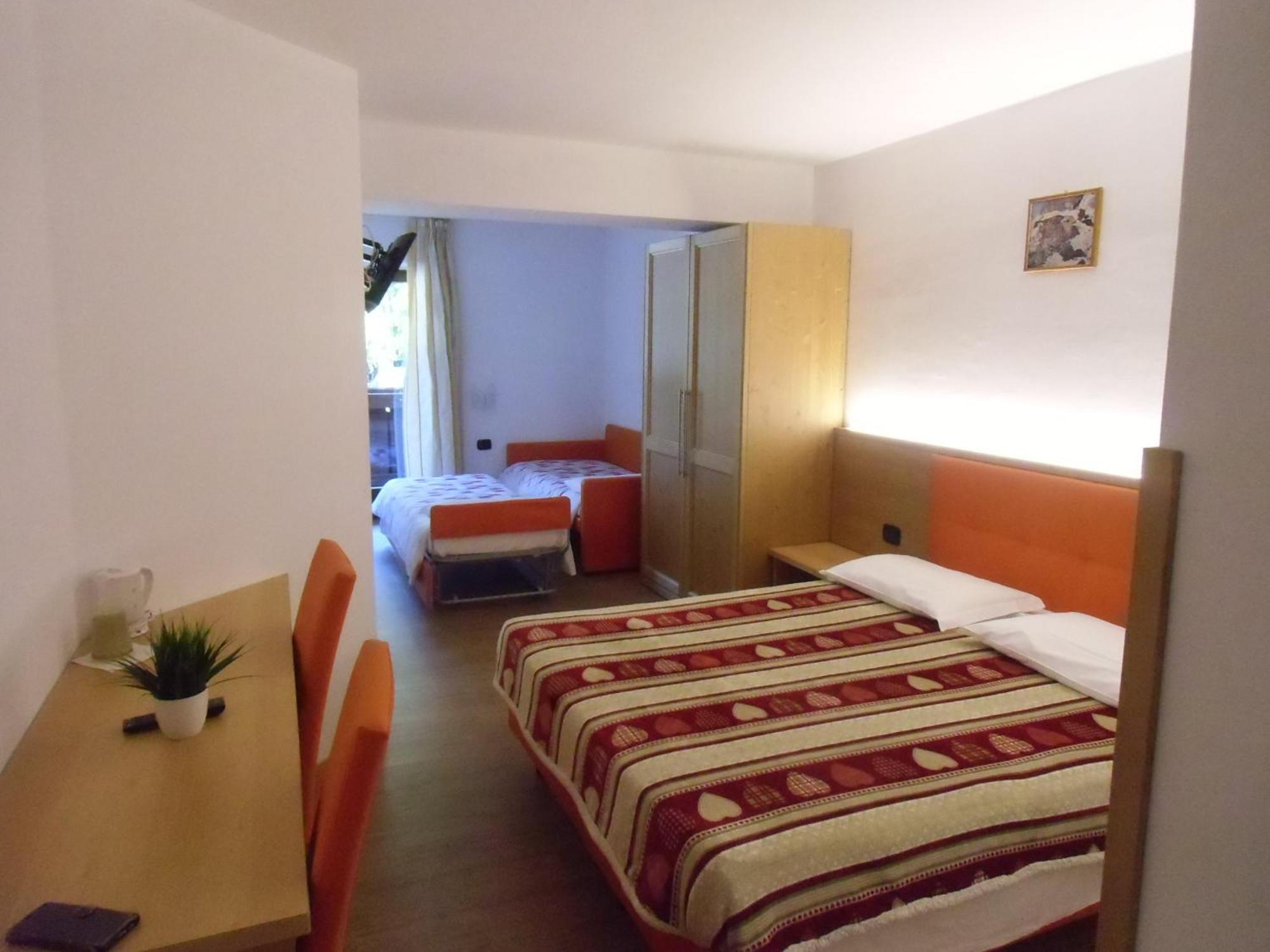Hotel Garni Festil Campitello di Fassa Exteriér fotografie