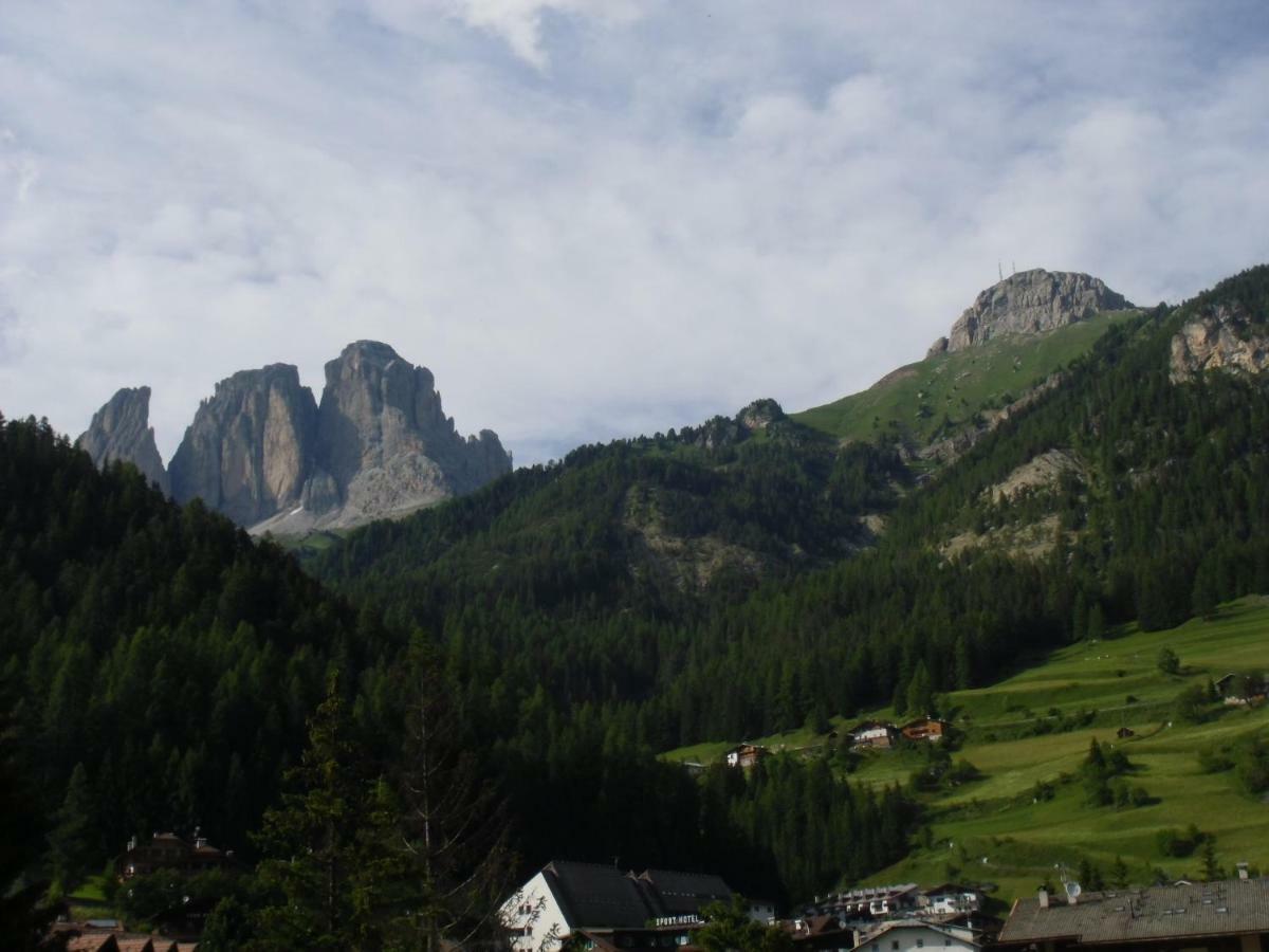 Hotel Garni Festil Campitello di Fassa Exteriér fotografie