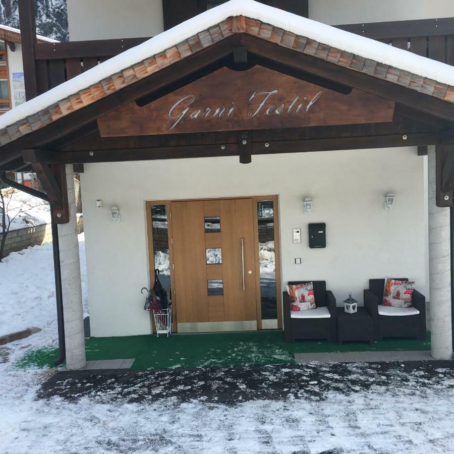 Hotel Garni Festil Campitello di Fassa Exteriér fotografie