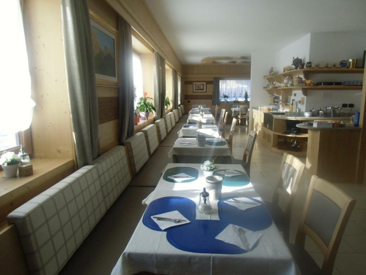 Hotel Garni Festil Campitello di Fassa Exteriér fotografie